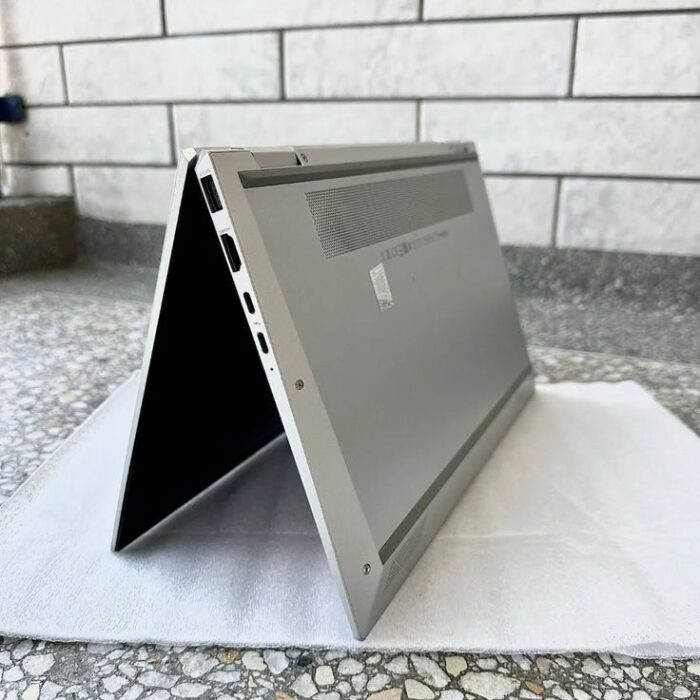 -Hp EliteBook Folio 1040 g8 x360 -11th generation… (1) -Hp EliteBook Folio 1040 g8 x360 -11th generation… (1)