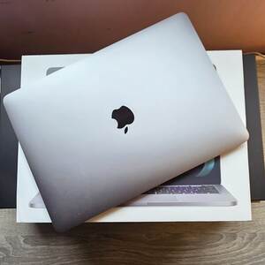 Macbook Pro 2019, 13-inch (1) Macbook Pro 2019, 13-inch (1)